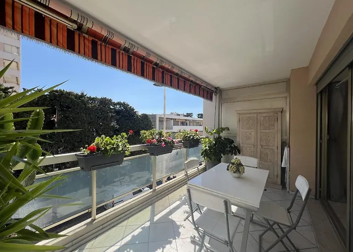 Alexandra By Welcome To * Cannes